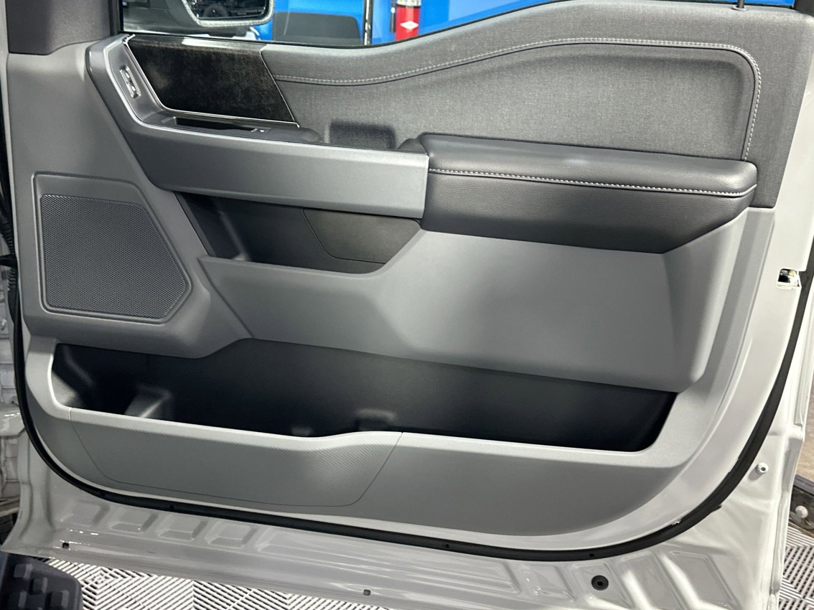 Used 2023 Ford F150 Lightning XLT w/ Equipment Group 312A High image 38