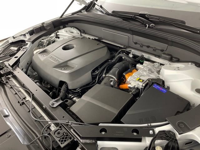 Certified 2024 Volvo XC60 T8 Plus w/ Protection Package AWD/4WD image 43