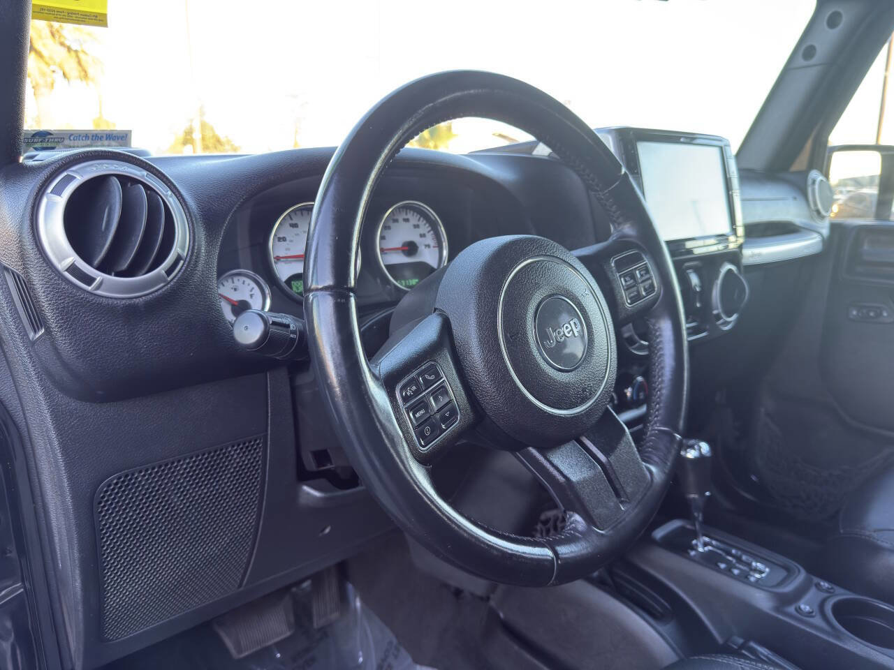 Used 2016 Jeep Wrangler Unlimited Sahara w/ Connectivity Group image 11