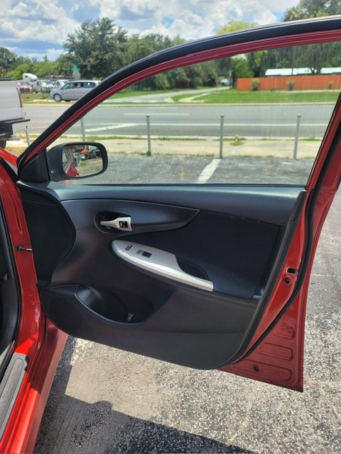 Used 2013 Toyota Corolla S FWD image 7