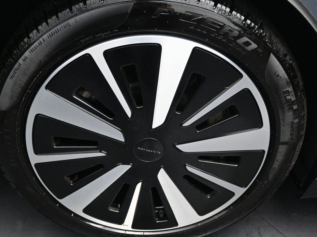 Used 2024 Lucid Air Touring image 37