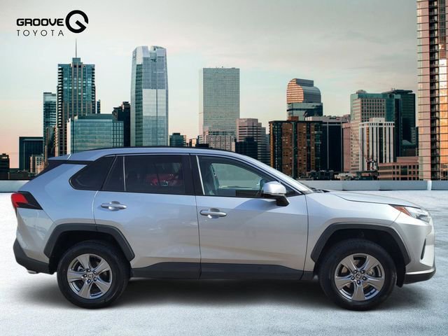 Used 2024 Toyota RAV4 XLE image 7