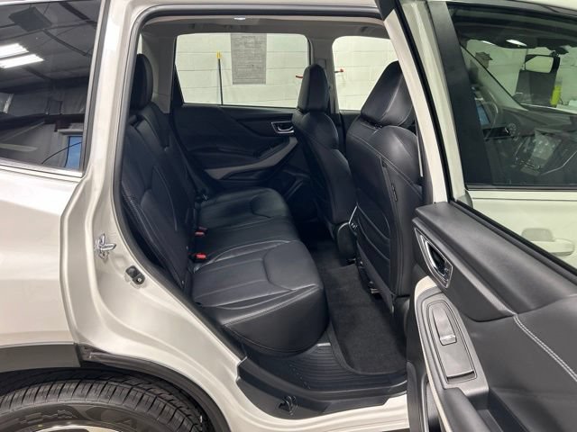 Used 2024 Subaru Forester Limited AWD/4WD image 19