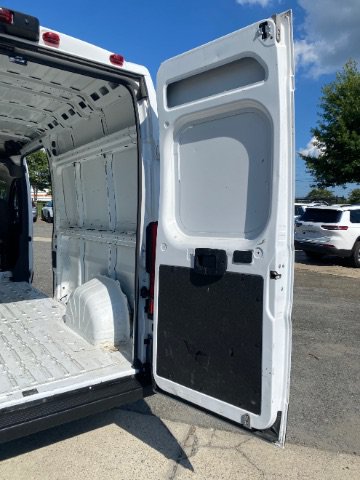 Used 2025 RAM ProMaster 2500 w/ Convenience Group FWD image 7