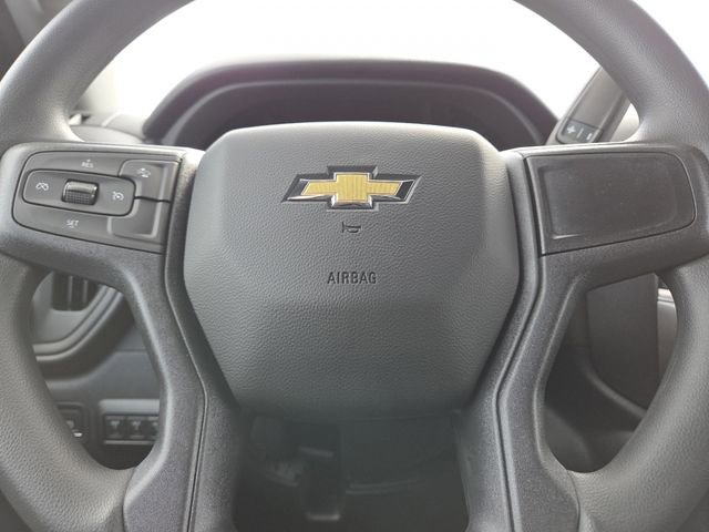 New 2026 Chevrolet Silverado 2500 Custom w/ Custom Value Package AWD/4WD image 32