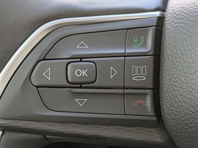 New 2025 Jeep Grand Cherokee Altitude image 22