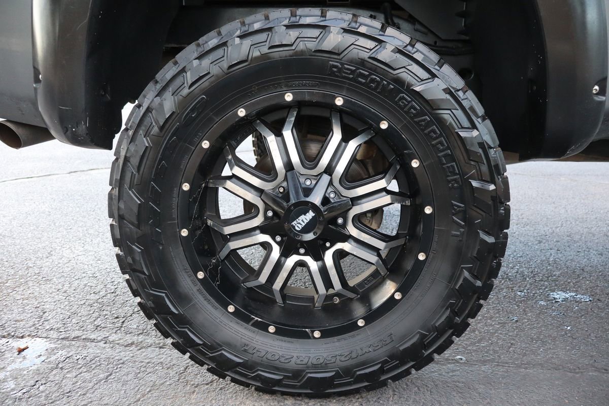 Used 2014 Nissan Titan S image 39