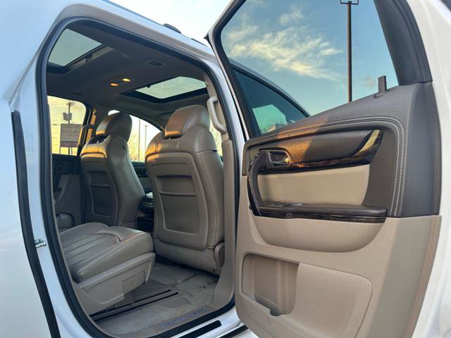 Used 2016 GMC Acadia Denali image 19