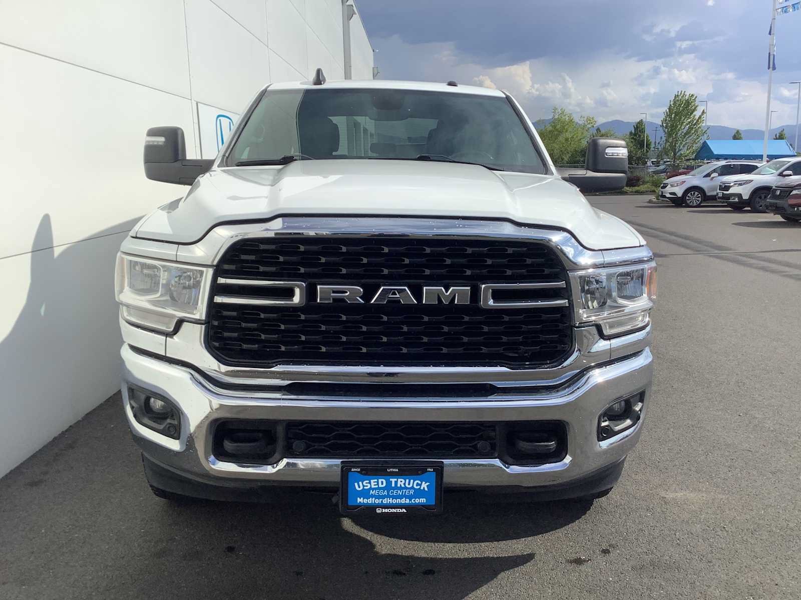 Used 2024 RAM 2500 Big Horn w/ Off Road Package AWD/4WD image 6
