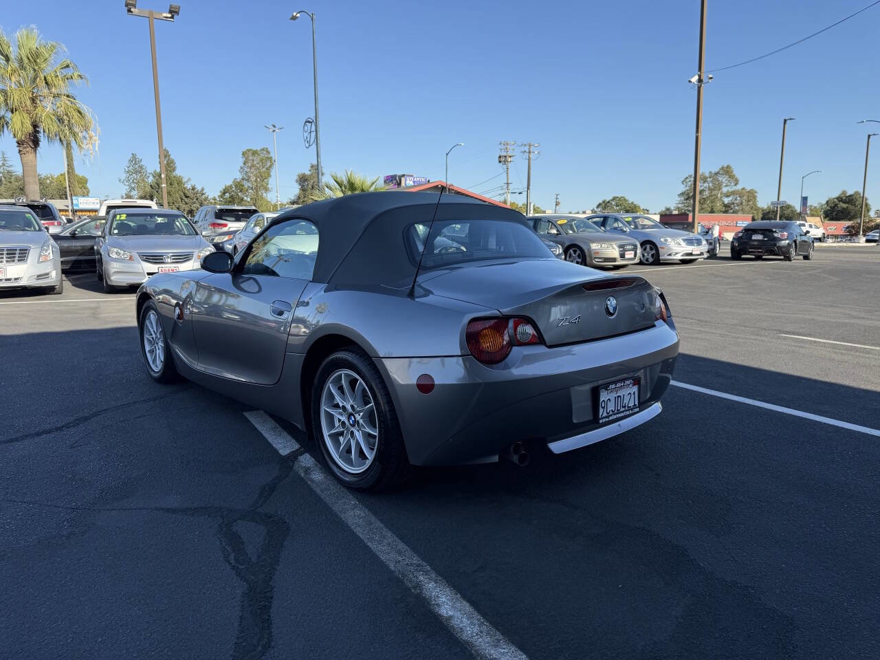 Used 2004 BMW Z4 2.5i image 5