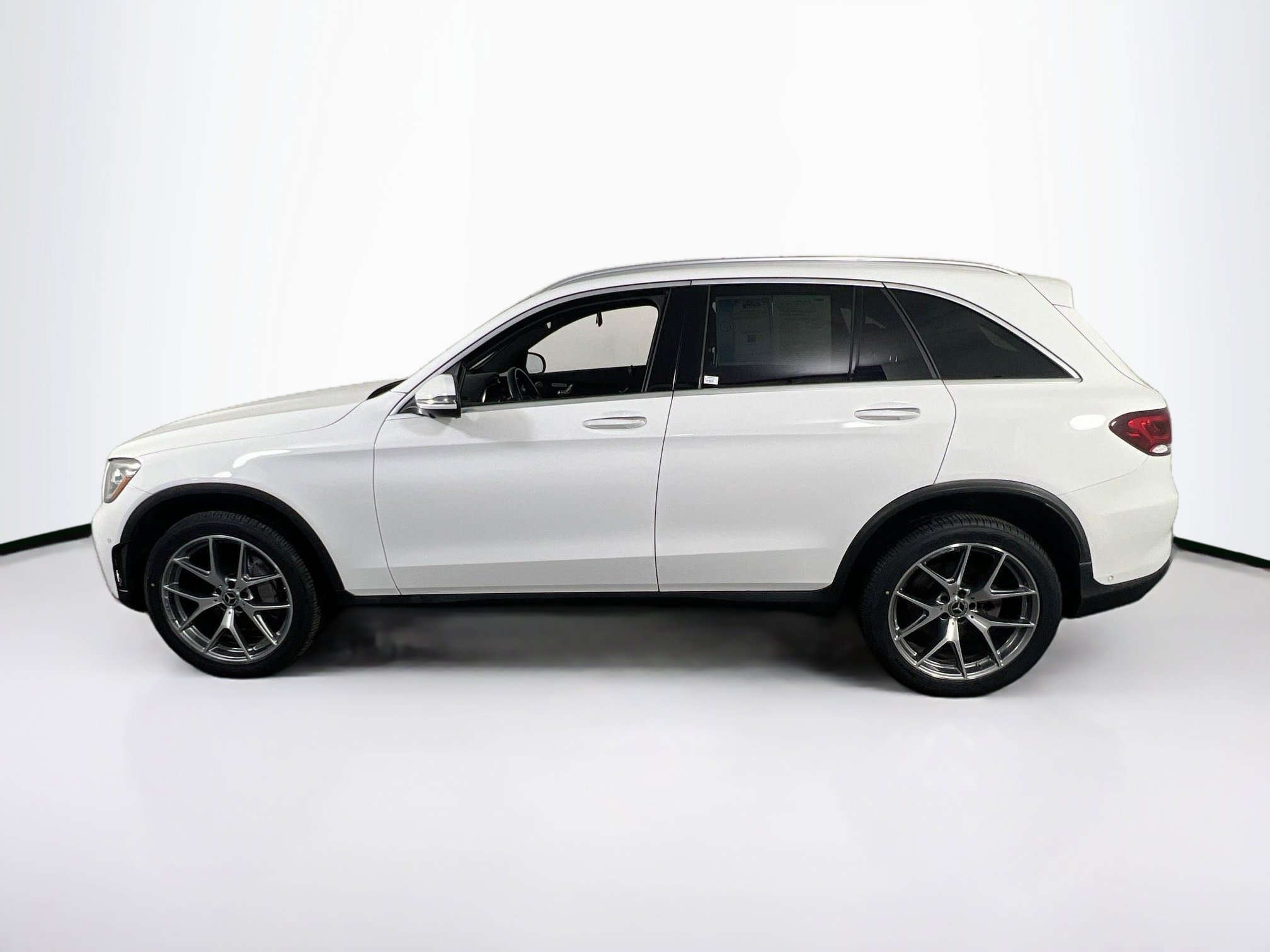 Used 2021 Mercedes-Benz GLC 300 4MATIC image 8