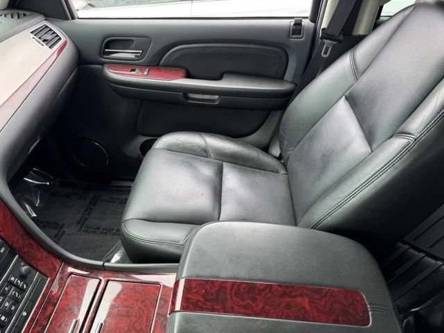 Used 2008 Cadillac Escalade EXT AWD/4WD image 25