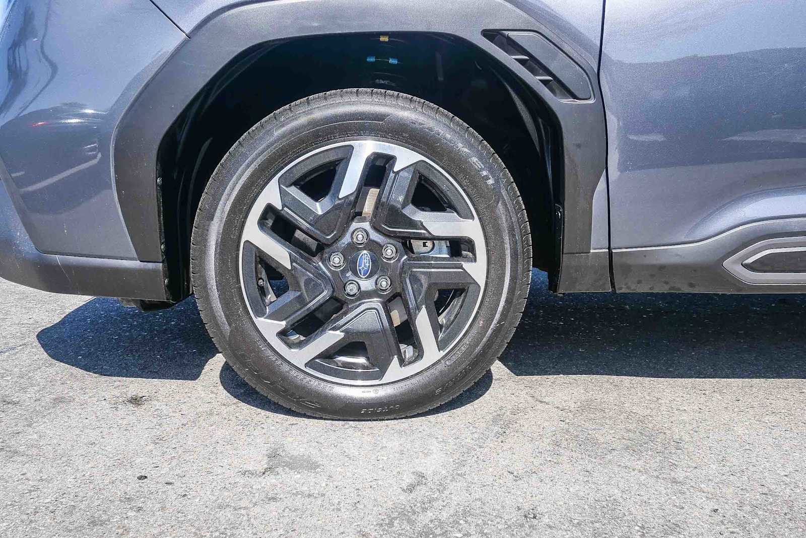 Certified 2025 Subaru Forester Limited image 7