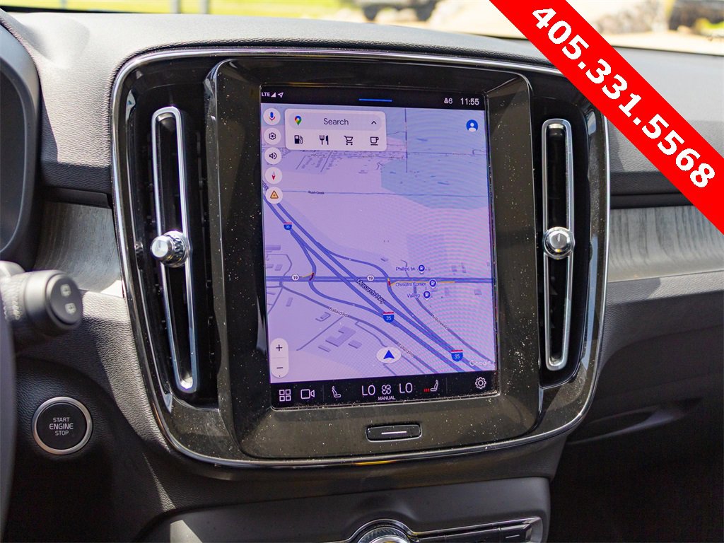 Used 2023 Volvo XC40 B5 Plus image 33