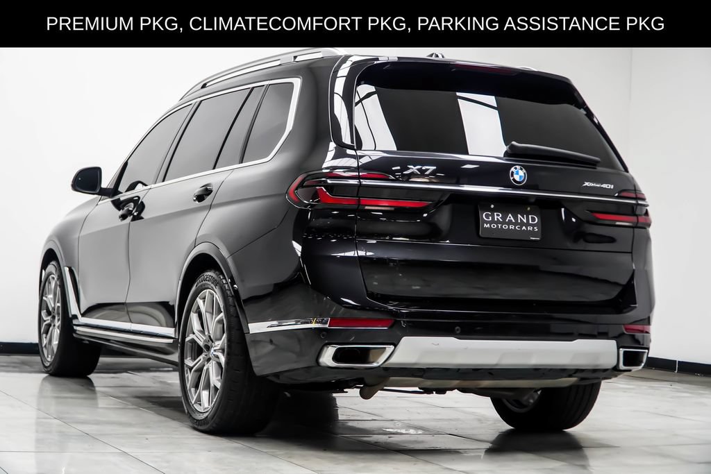 Used 2024 BMW X7 xDrive40i AWD/4WD image 11