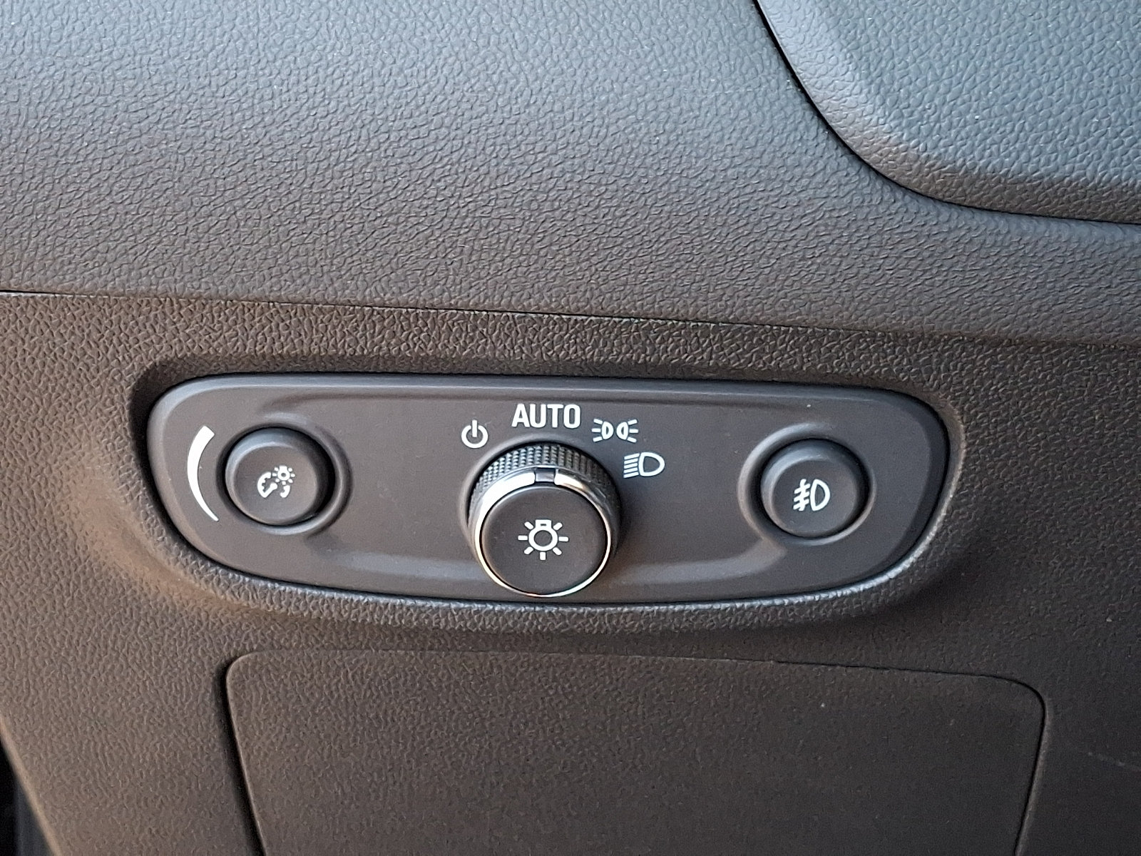 Used 2023 Buick Encore GX Select FWD image 27
