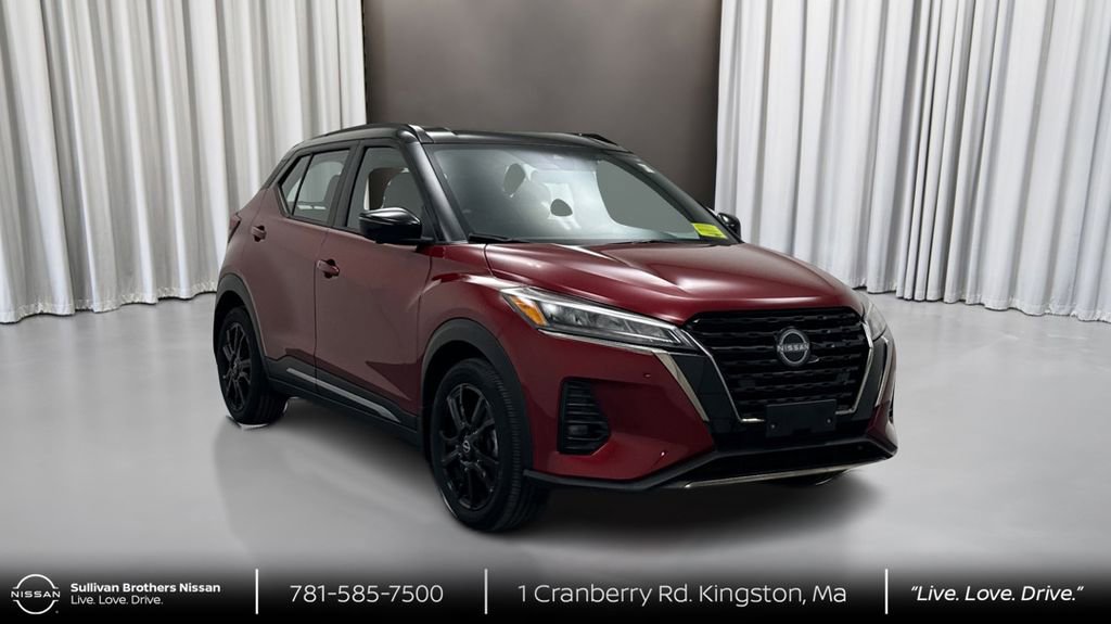 Certified 2023 Nissan Kicks SR FWD image 3