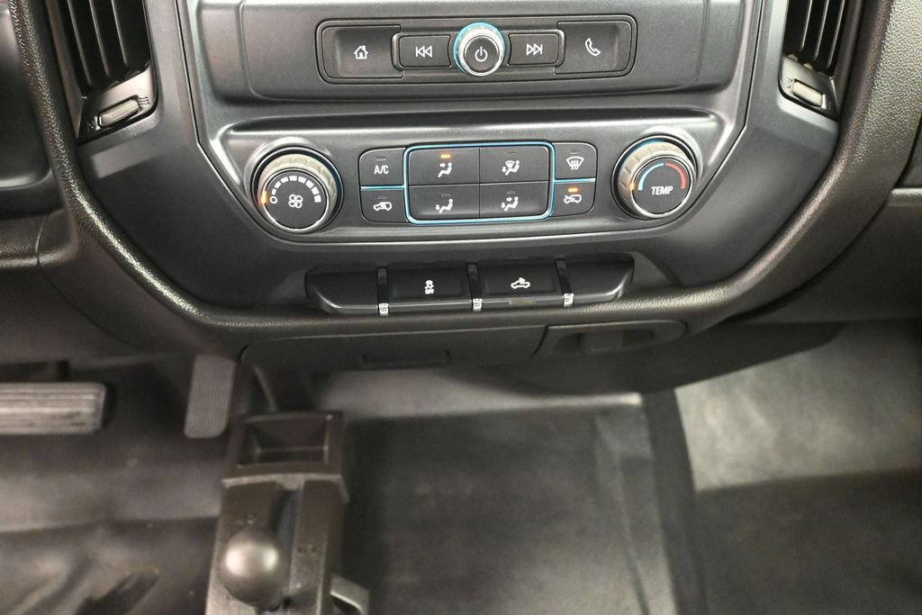 Used 2017 Chevrolet Silverado 3500 W/T AWD/4WD image 20