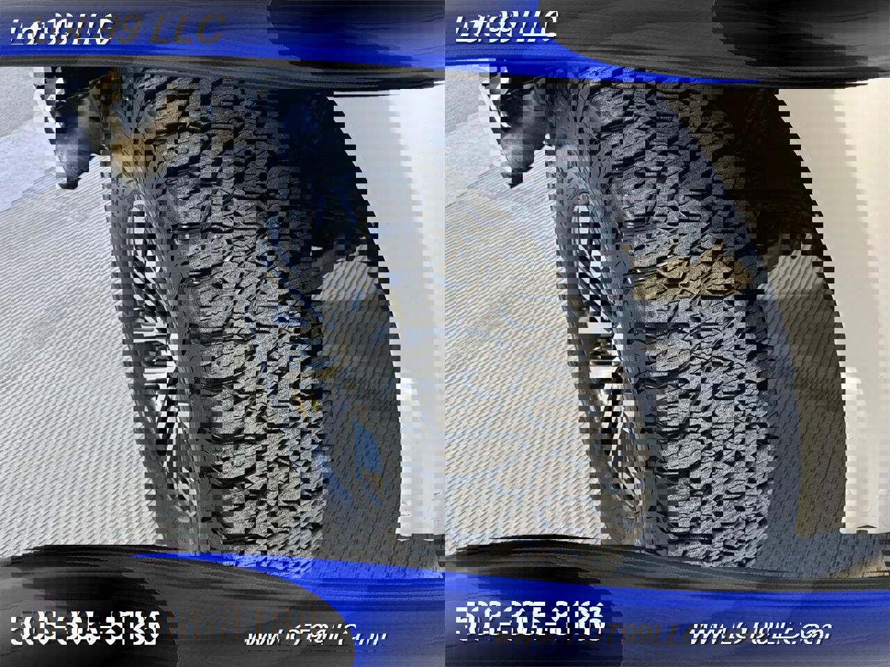 Used 2020 Ford F150 Raptor w/ Equipment Group 802A Luxury image 24