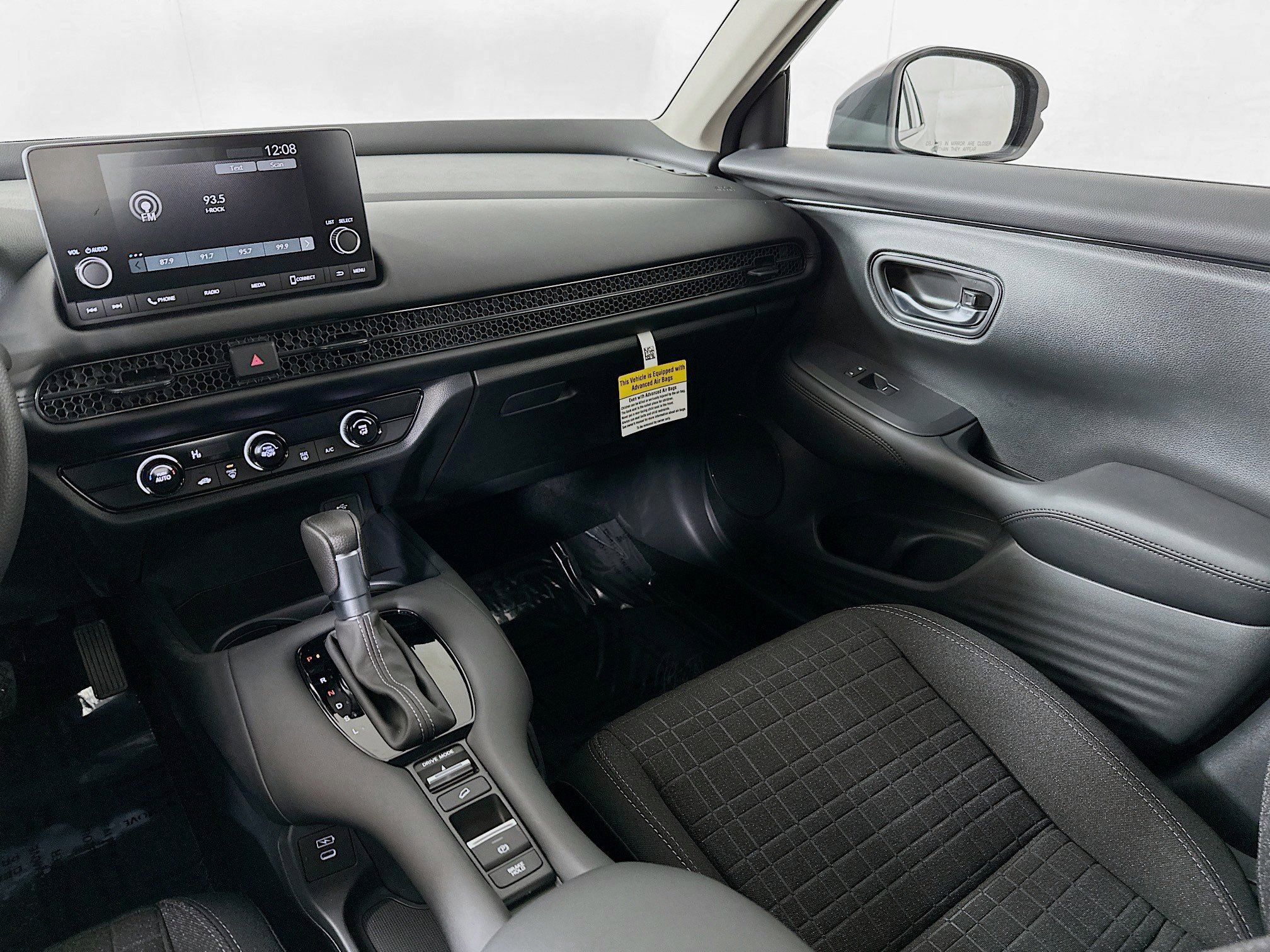 Certified 2025 Honda HR-V LX image 22