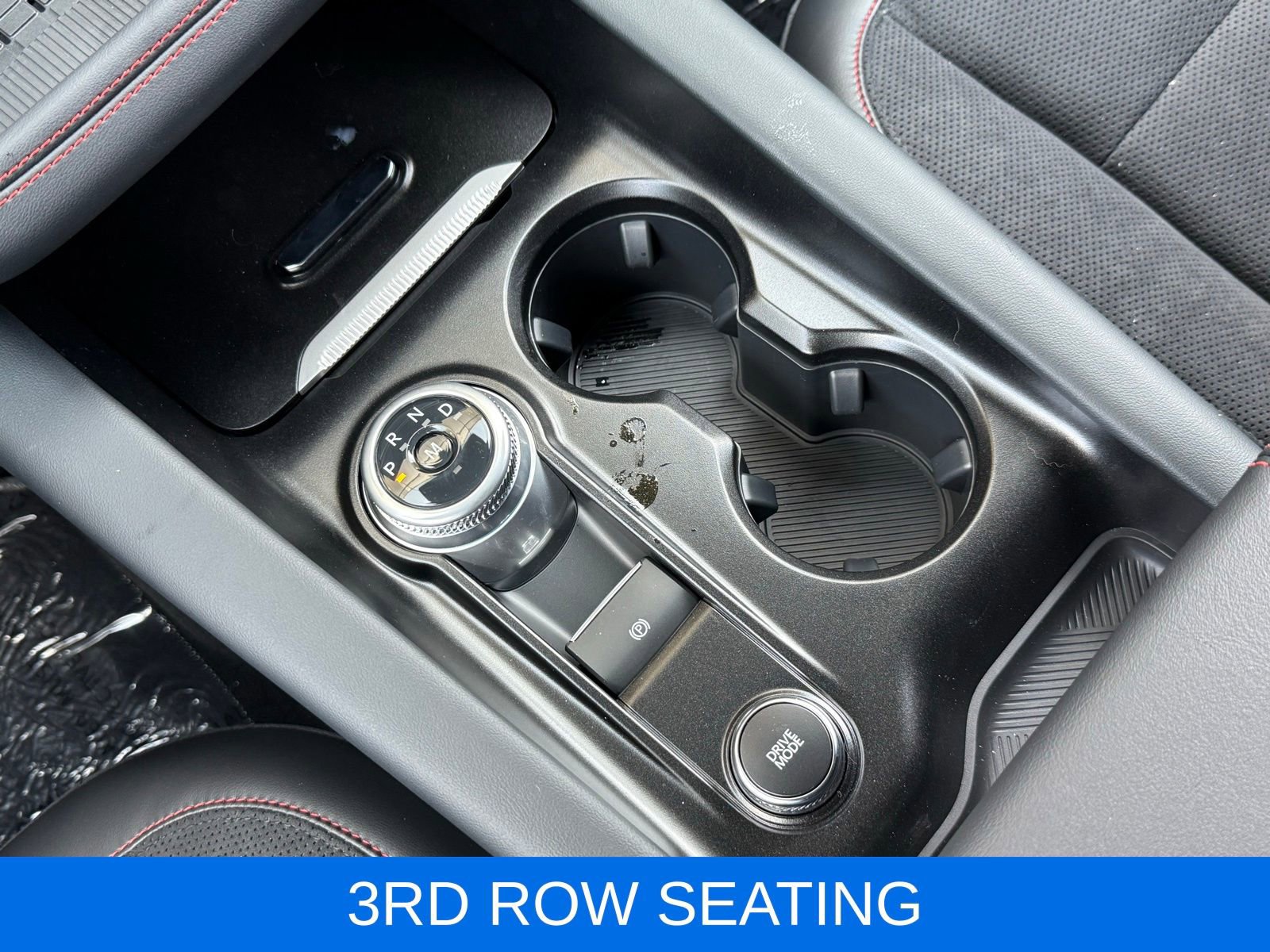 Used 2025 Ford Explorer ST image 29