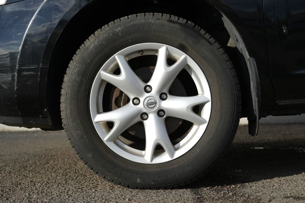 Used 2008 Nissan Rogue SL w/ Premium Pkg image 12