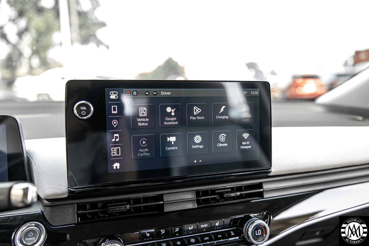 Used 2025 Honda Prologue EX image 25