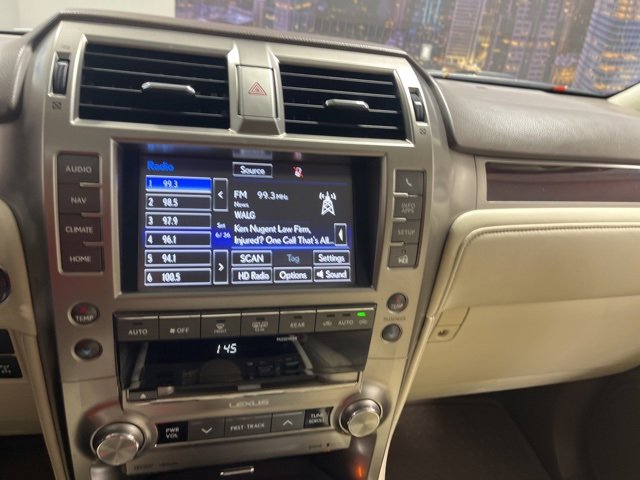 Used 2016 Lexus GX 460 image 20