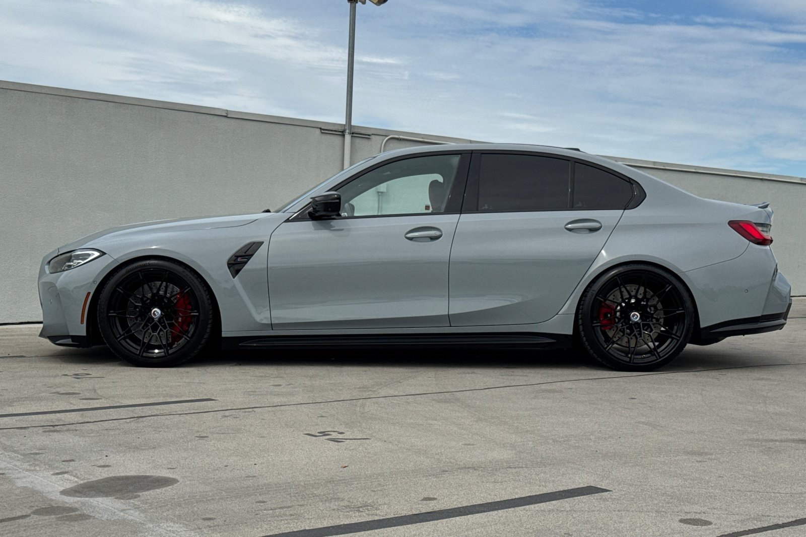 Used 2023 BMW M3 Competition RWD image 2