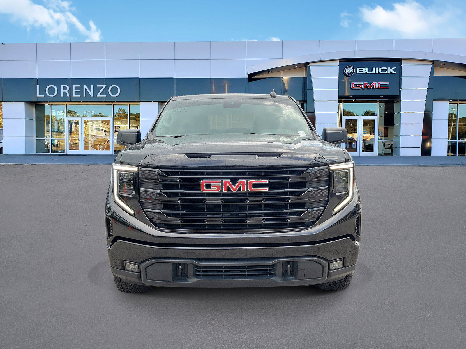 Used 2024 GMC Sierra 1500 Elevation AWD/4WD image 2