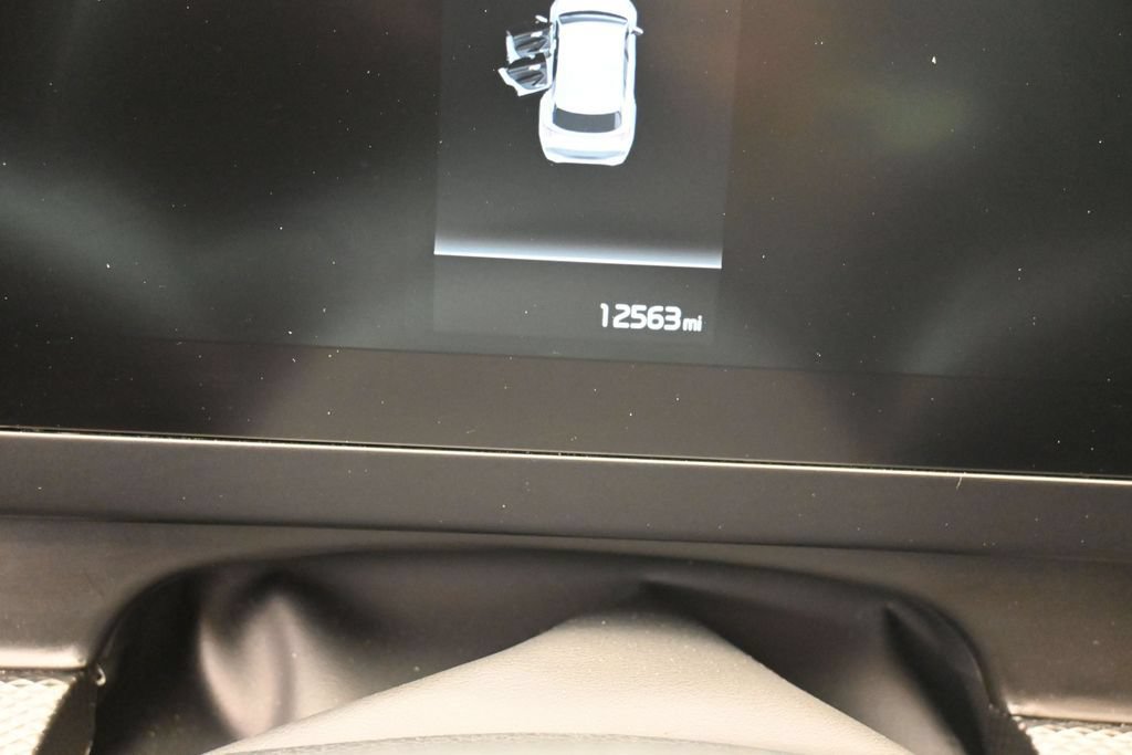 Used 2025 Kia Sportage LX AWD/4WD image 15