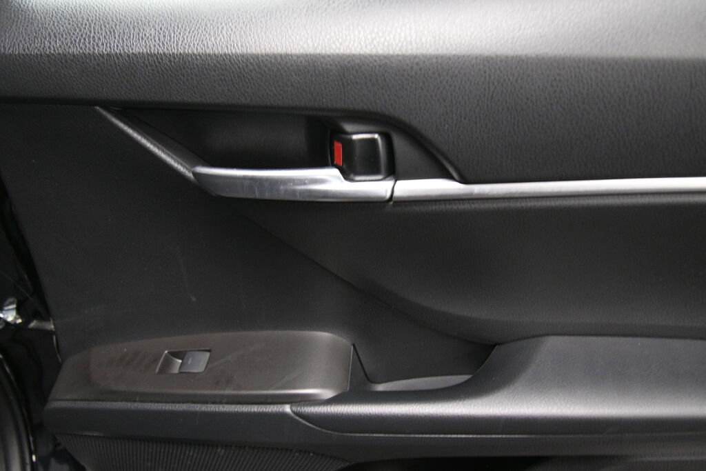 Certified 2023 Toyota Camry SE image 31
