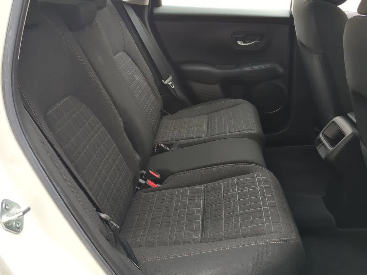 Used 2023 Honda HR-V LX image 18