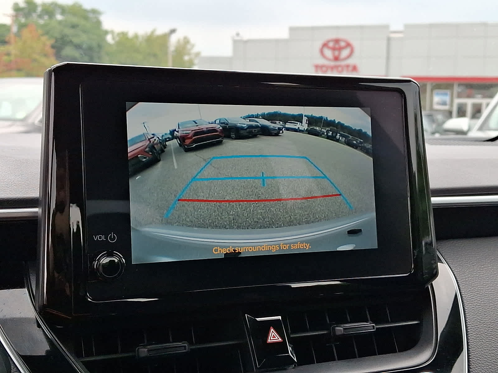 Used 2024 Toyota Corolla SE w/ SE Premium Package FWD image 22