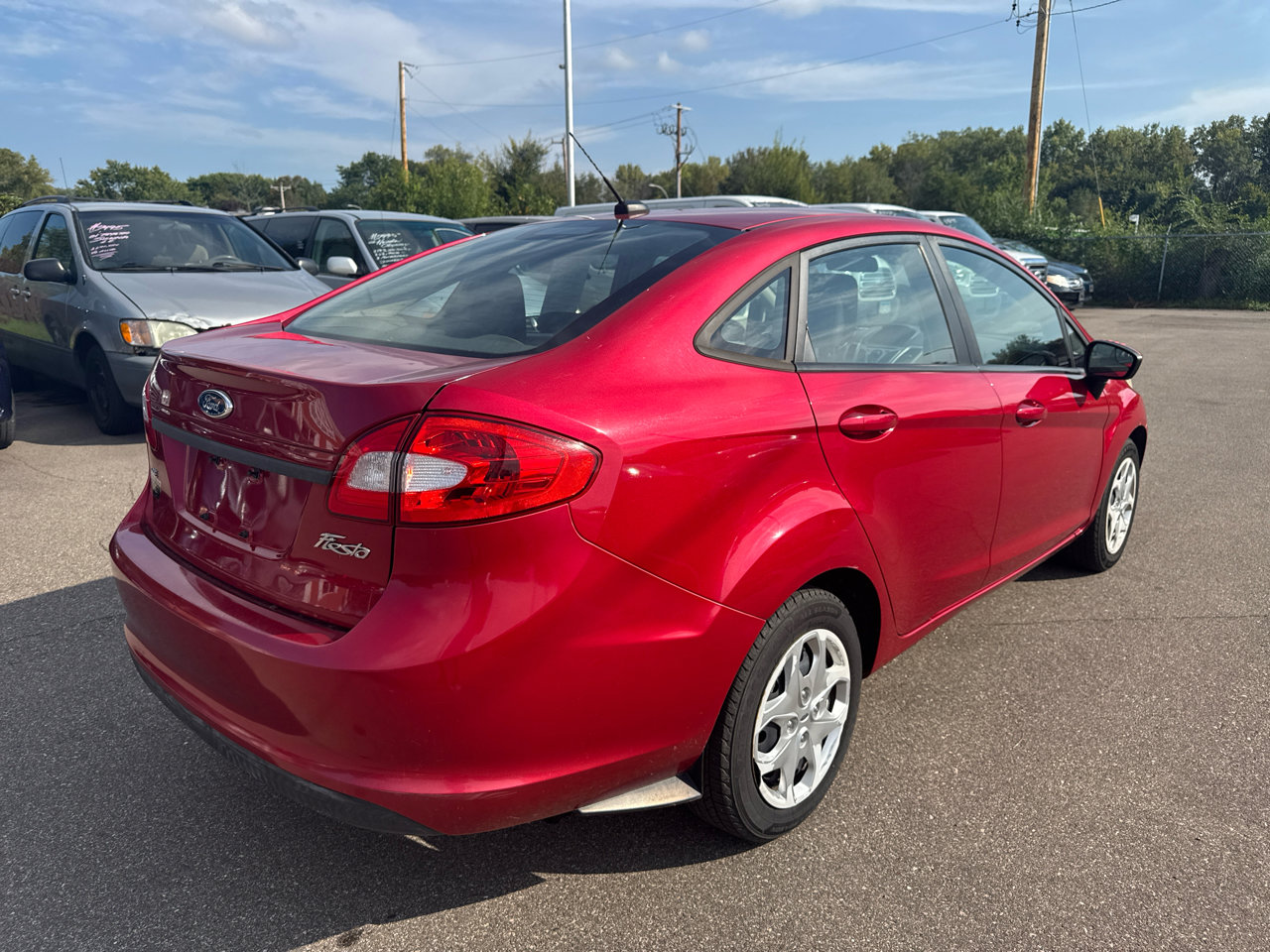 Used 2012 Ford Fiesta SE image 5
