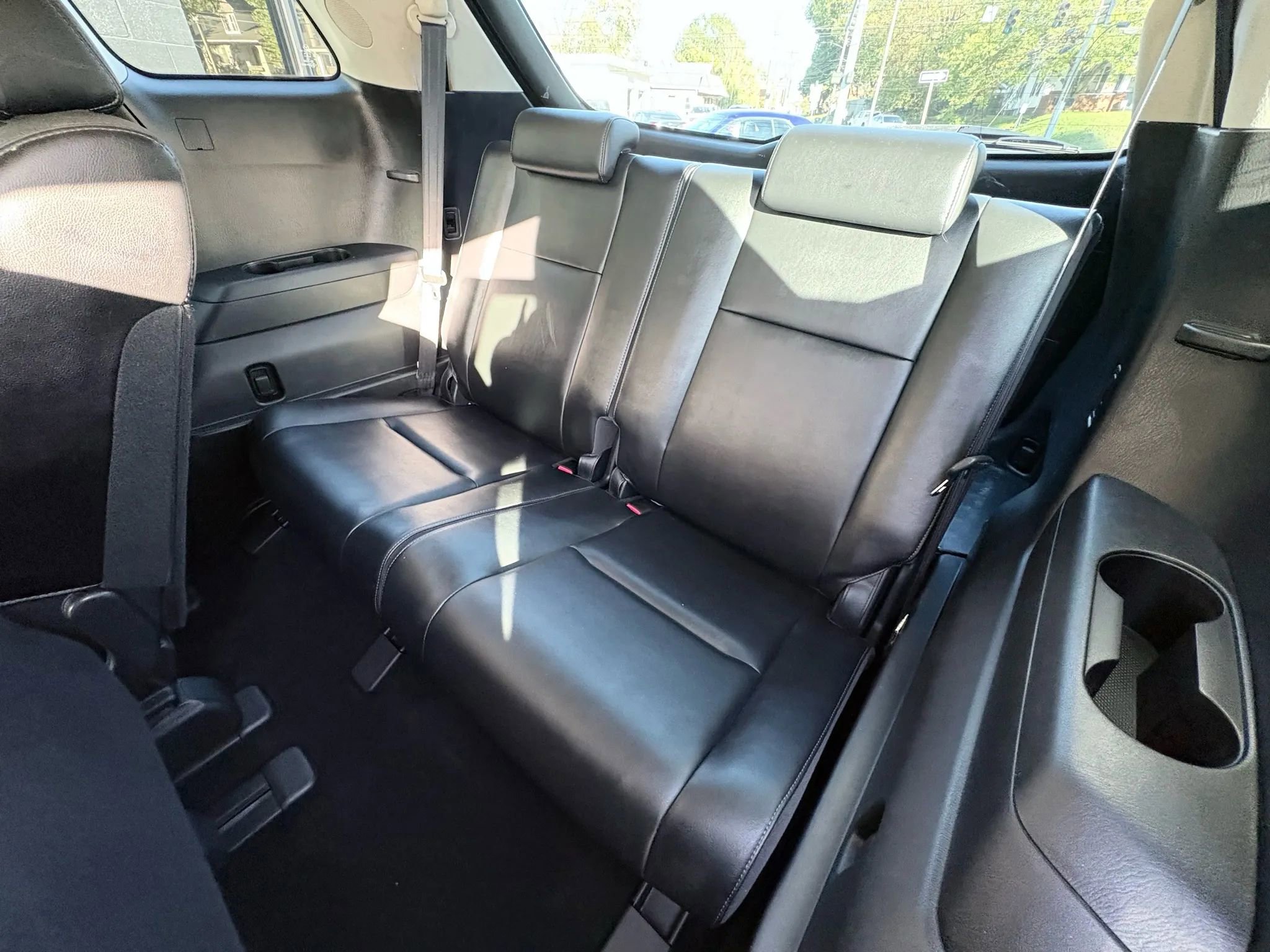 Used 2011 MAZDA CX-9 Touring w/ Moonroof & Bose Audio Pkg image 16