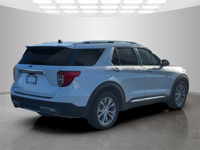 Used 2024 Ford Explorer Limited image 7