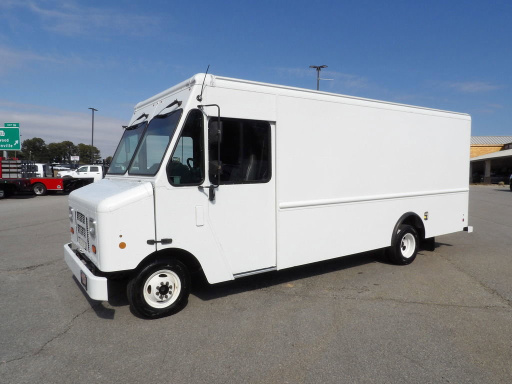 Used 2014 Ford E-350 and Econoline 350 Super Duty w/ A/C Prep Package RWD image 3