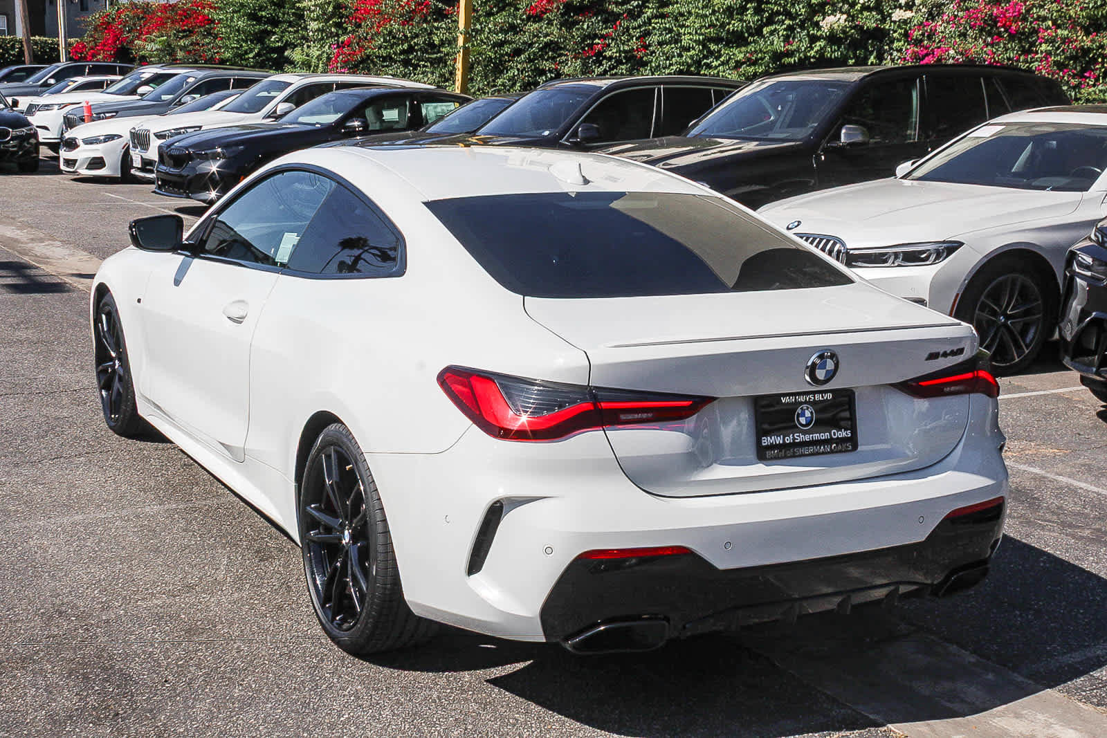 Used 2022 BMW M440i Coupe w/ Premium Package RWD image 6