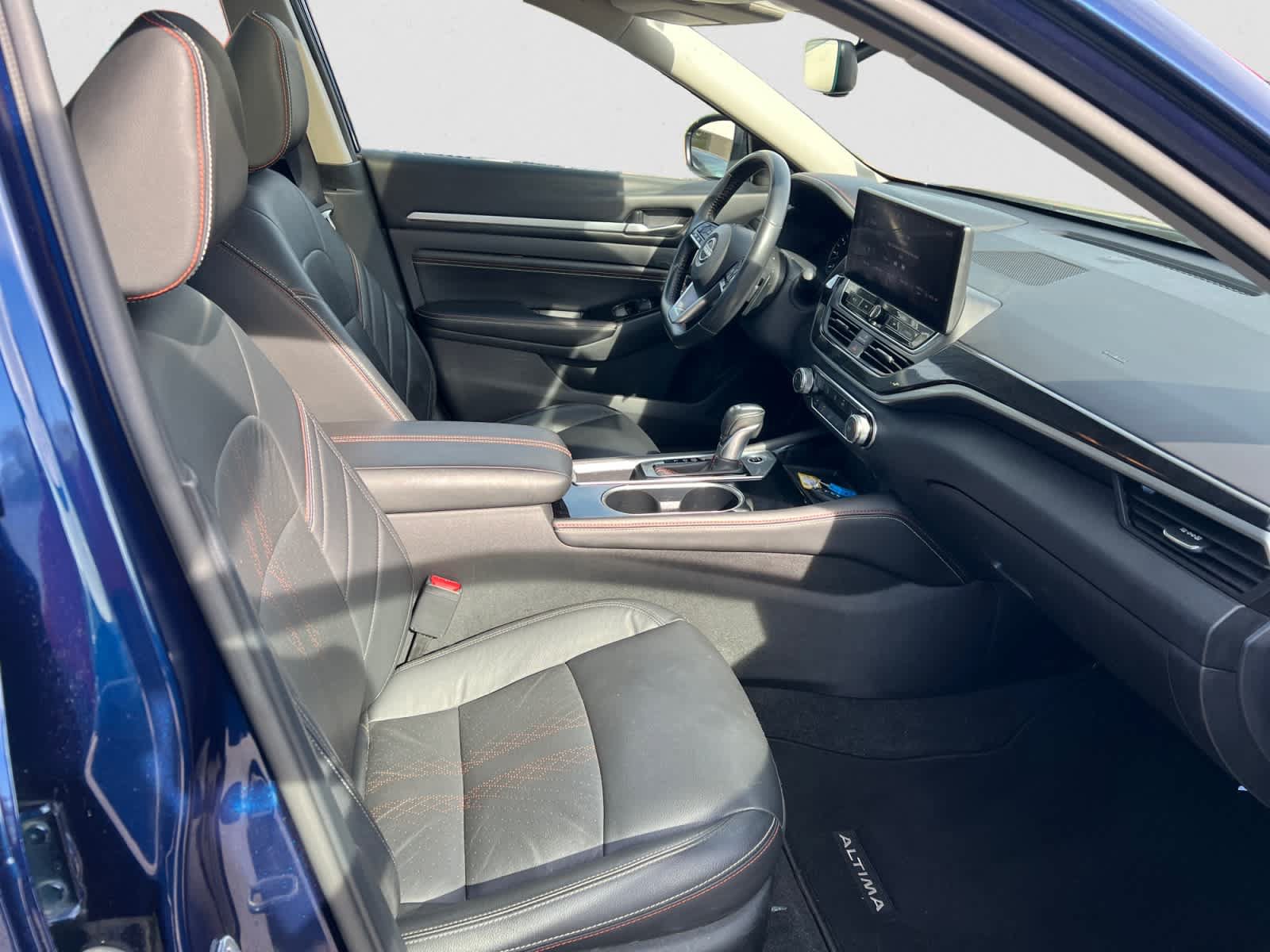 Certified 2023 Nissan Altima 2.5 SR w/ SR Premium Package FWD image 15
