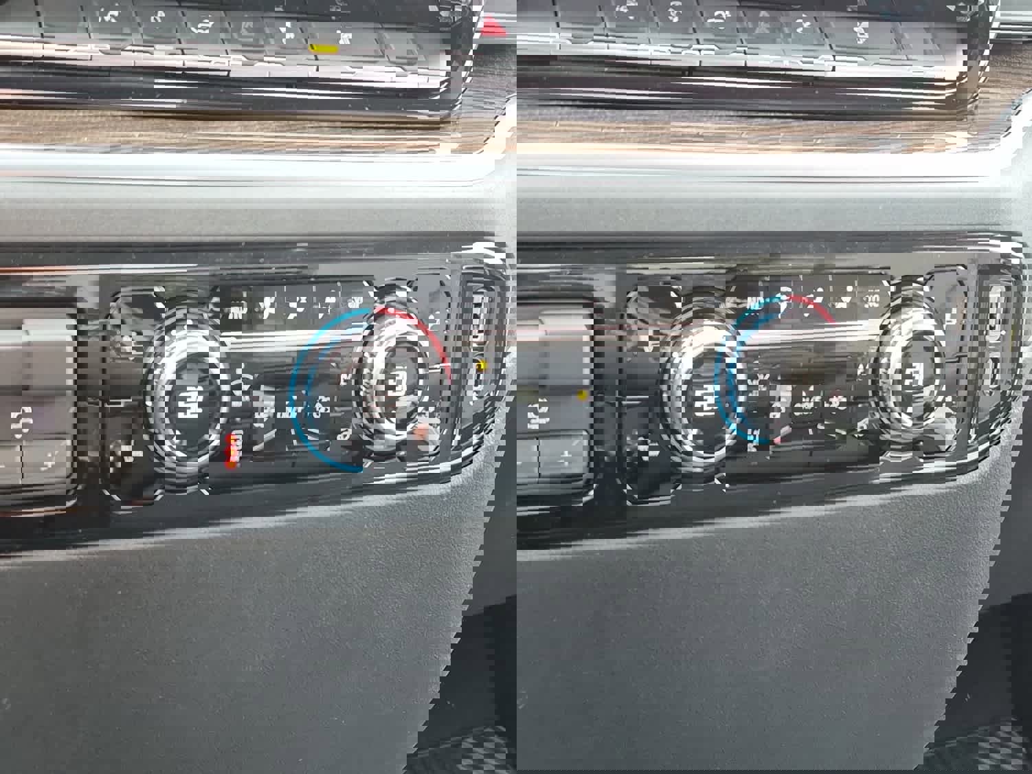 New 2026 GMC Sierra 1500 Elevation image 14