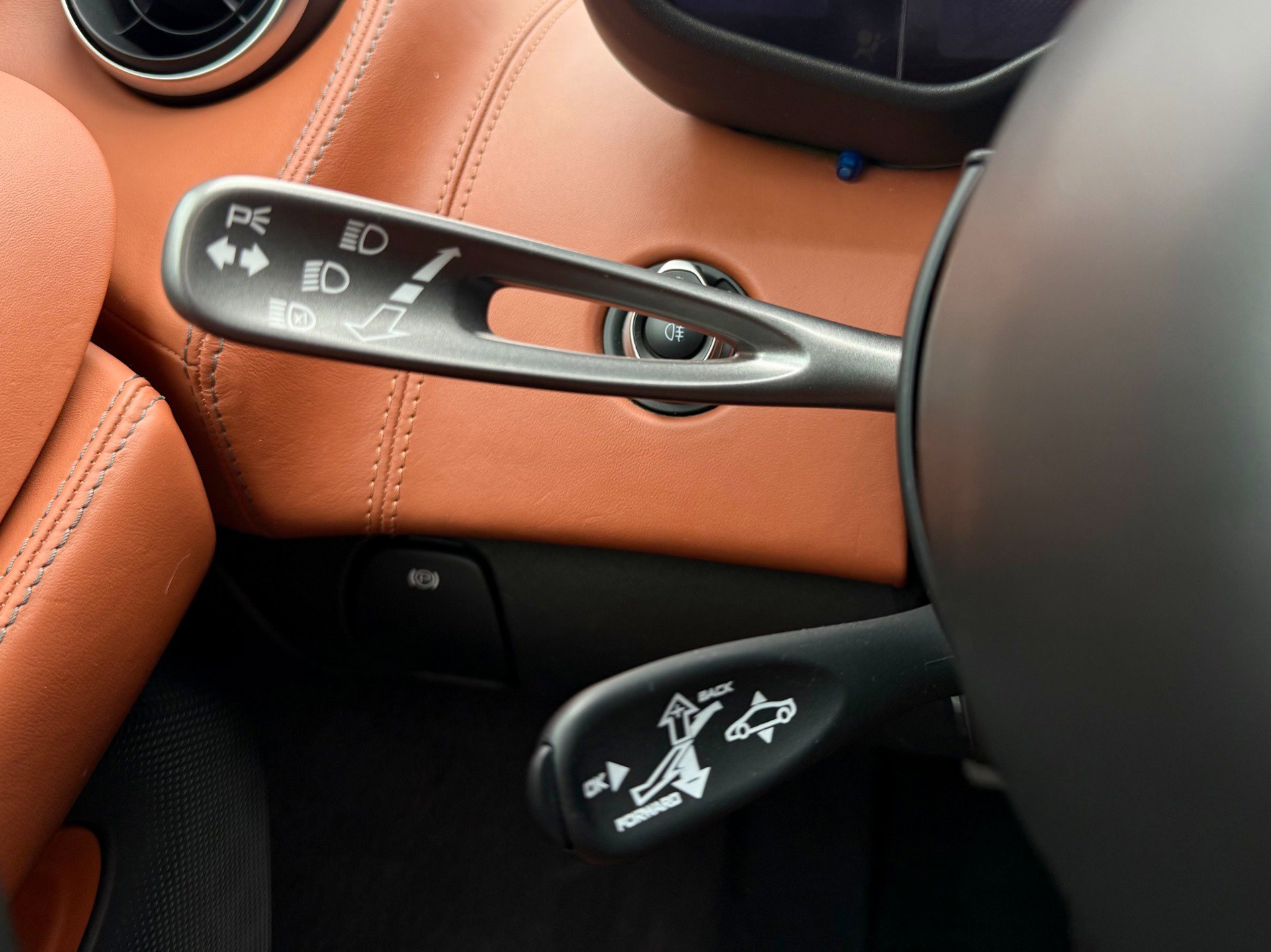 Used 2017 McLaren 570S image 56