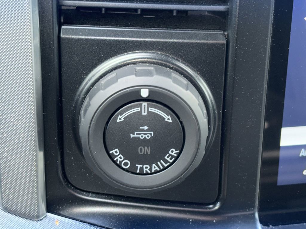 Used 2021 Ford F150 Limited image 10