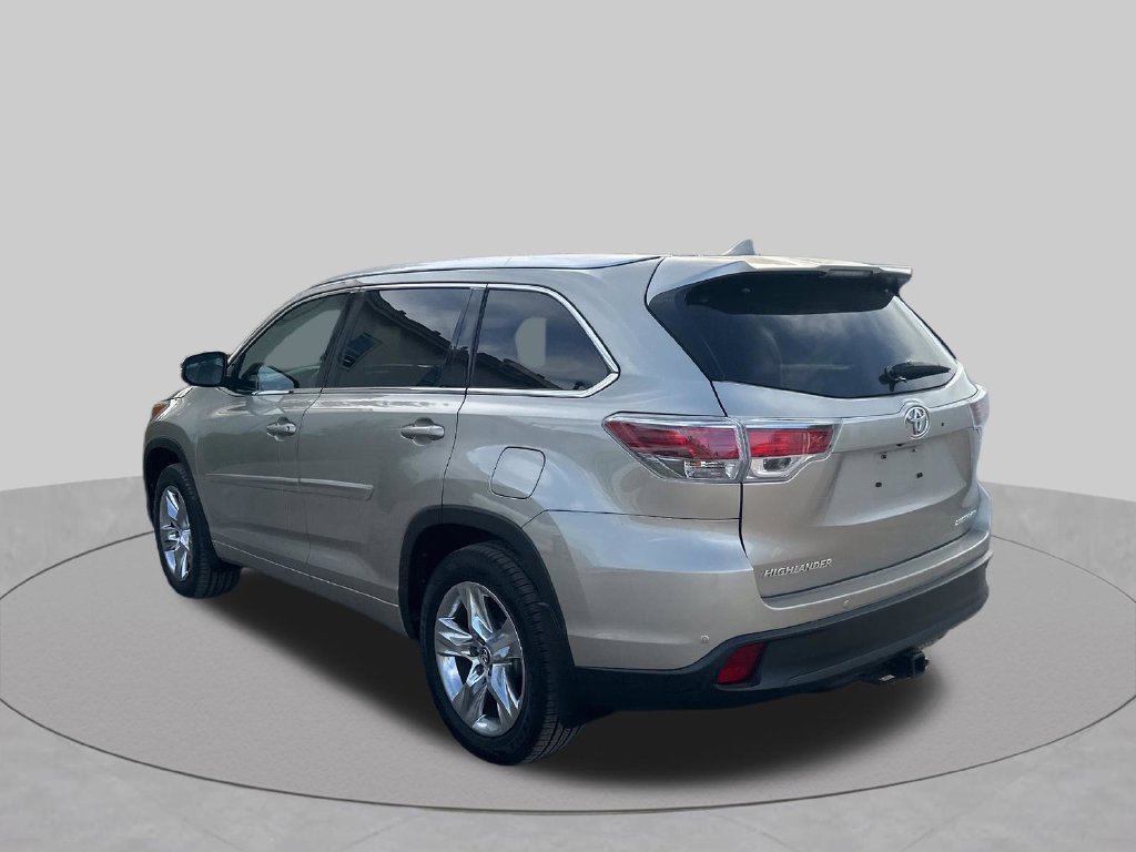 Used 2016 Toyota Highlander Limited AWD/4WD image 34