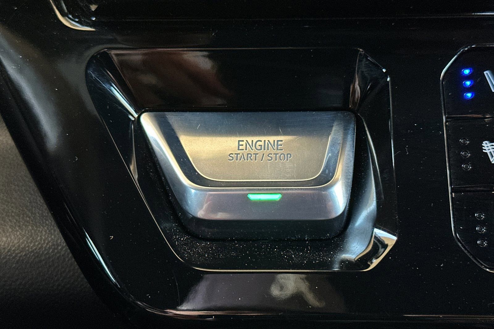 Certified 2026 GMC Sierra 1500 AT4X AWD/4WD image 23