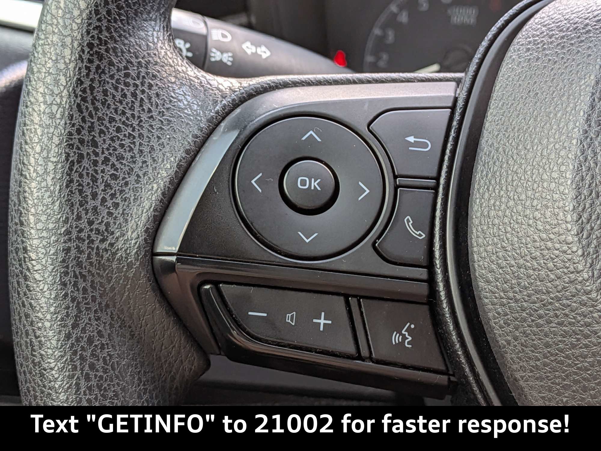 Used 2020 Toyota Corolla LE FWD image 30