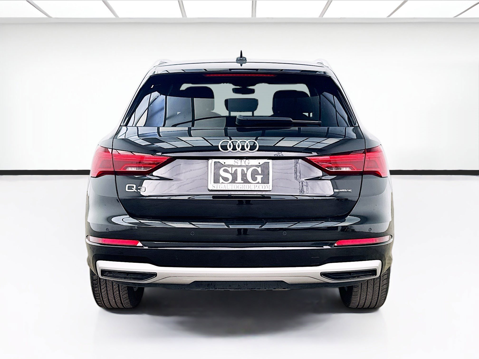 Used 2021 Audi Q3 2.0T Premium w/ Convenience Package image 5