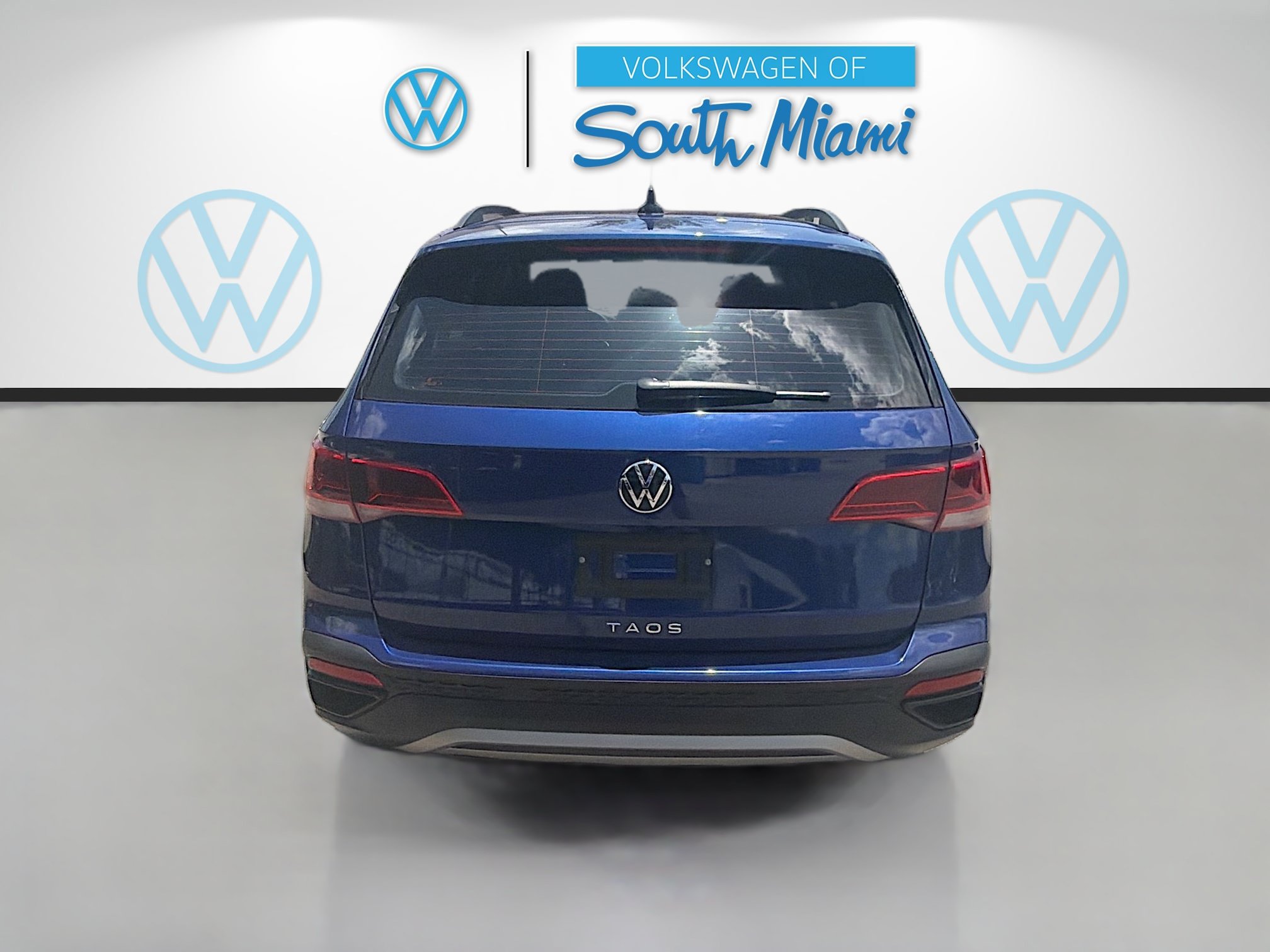 Certified 2024 Volkswagen Taos S FWD image 6