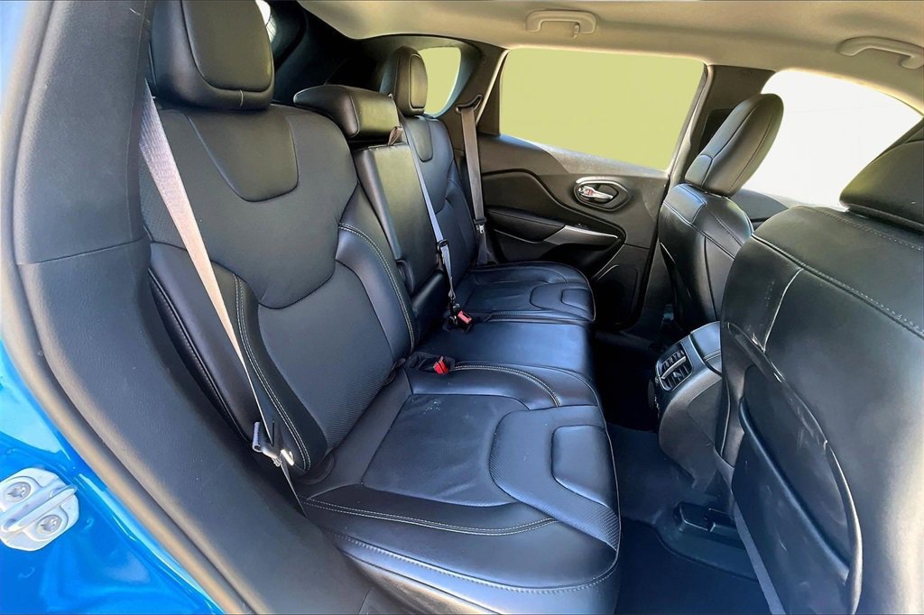 Used 2022 Jeep Cherokee Latitude Lux image 27