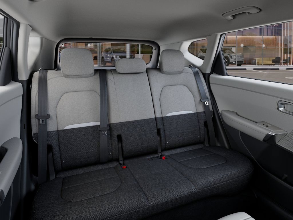 New 2027 Kia Seltos LX FWD image 16